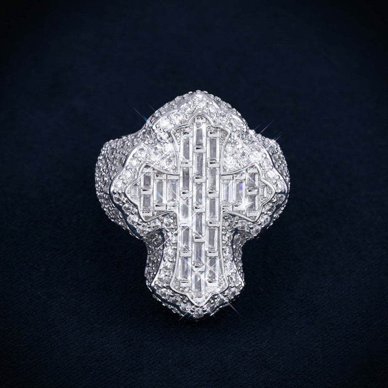 Iced Baguette Cross Ring - baget kesim kübik zirkon haç motifli yüzük önden görünüm