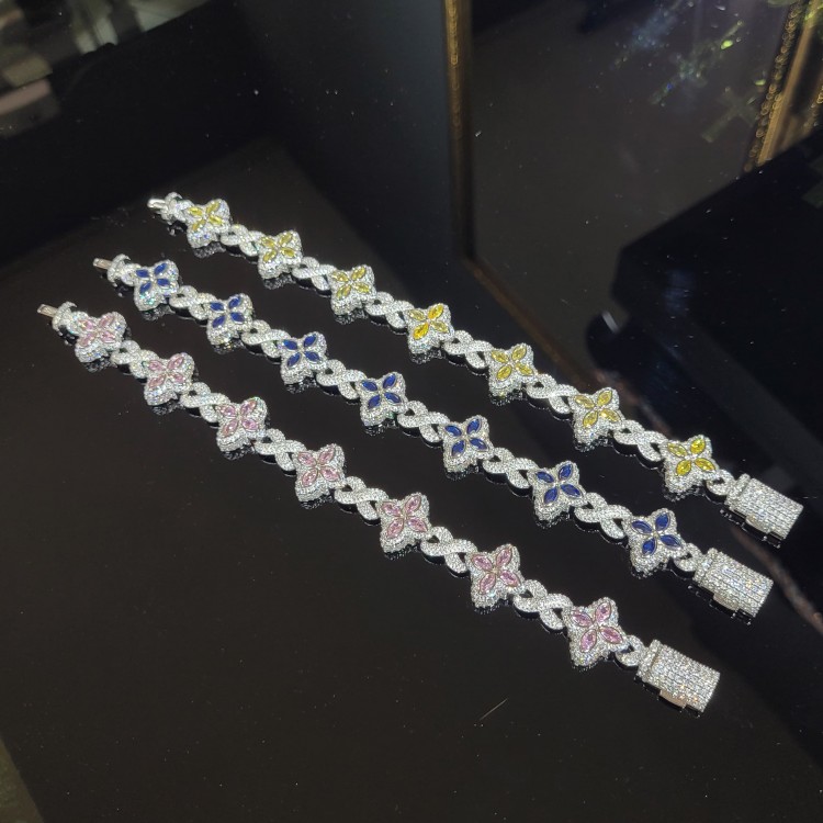 Iced Premium Clover Colored Bracelet