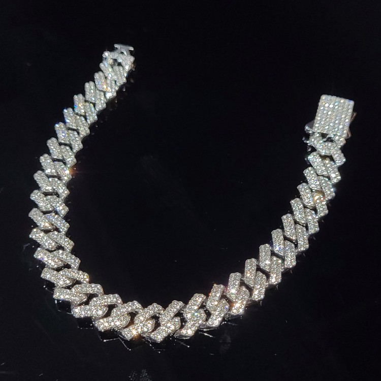 8mm Fullfilled Prong Bracelet