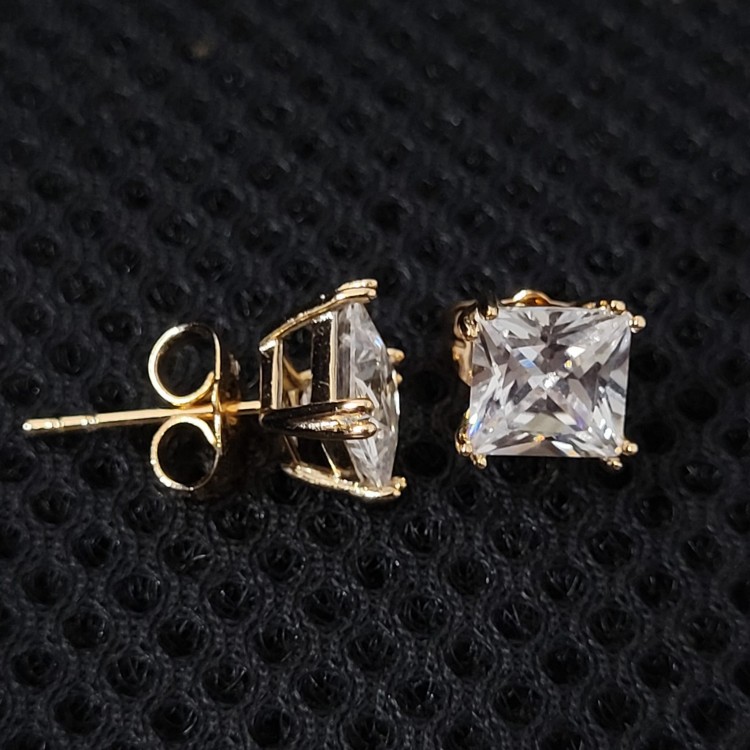 Square Cut Diamond Earring
